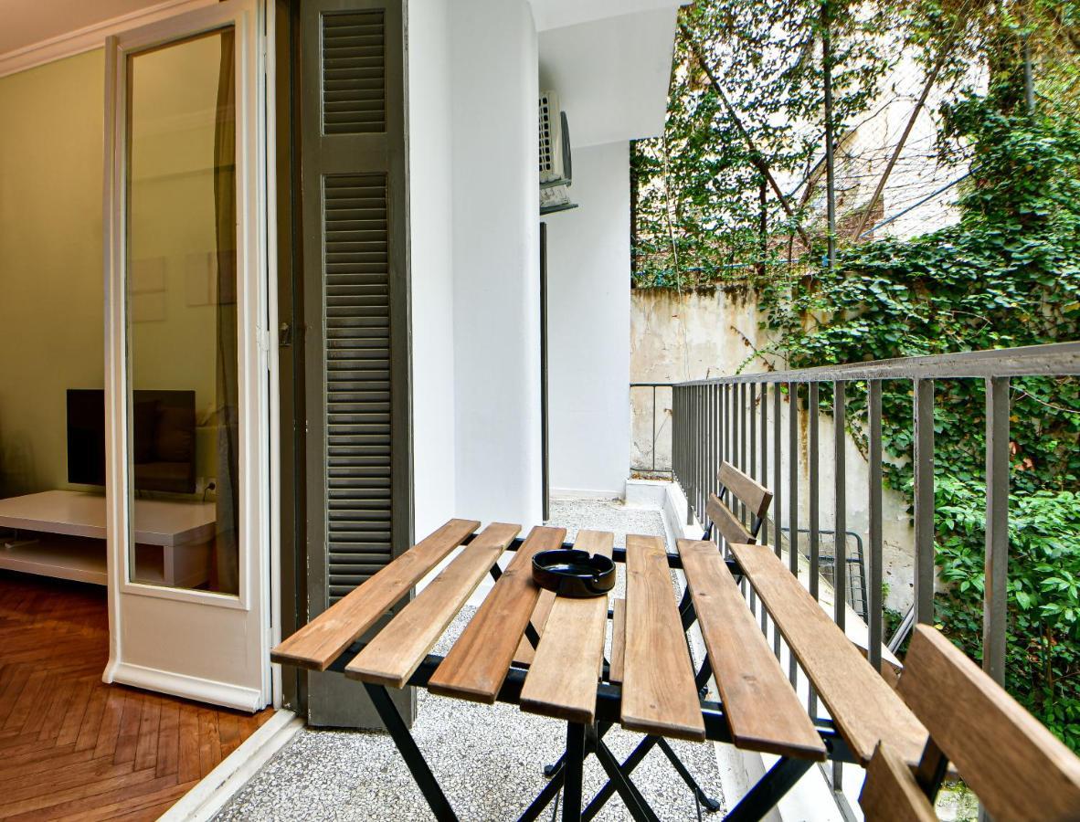 Thiras Lovely Apartment By Zain Афины Экстерьер фото