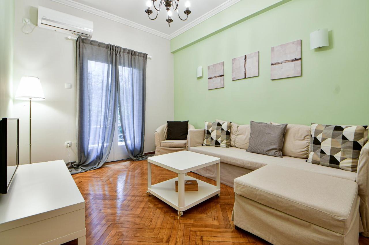 Thiras Lovely Apartment By Zain Афины Экстерьер фото