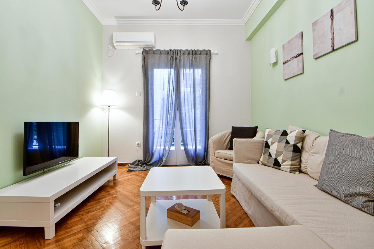 Thiras Lovely Apartment By Zain Афины Экстерьер фото